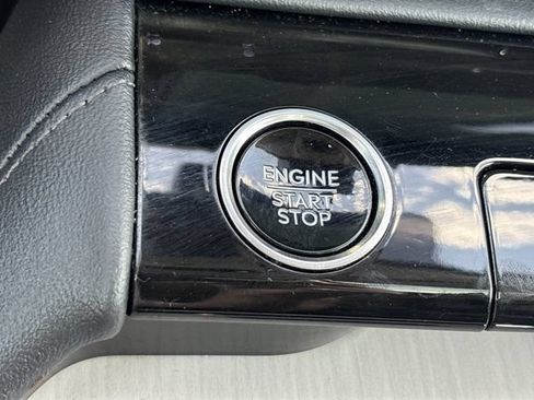 Used 2025 Lincoln Navigator Reserve AWD/4WD image 34