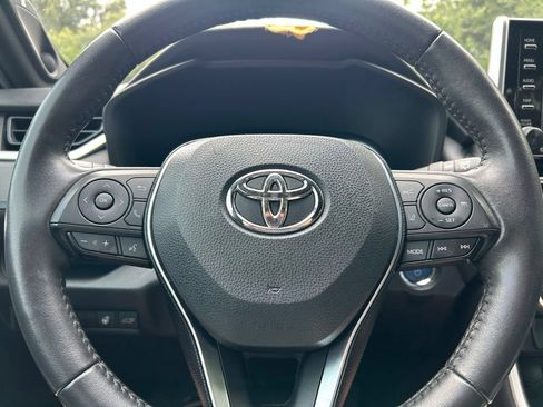 Used 2020 Toyota RAV4 XSE w/ XSE Grade Weather Package AWD/4WD image 22