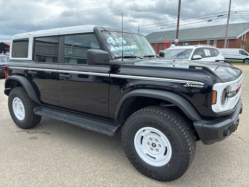 New 2026 Ford Bronco Heritage Edition AWD/4WD image 12