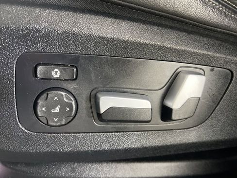 Used 2021 BMW X5 xDrive40i w/ Convenience Package image 3