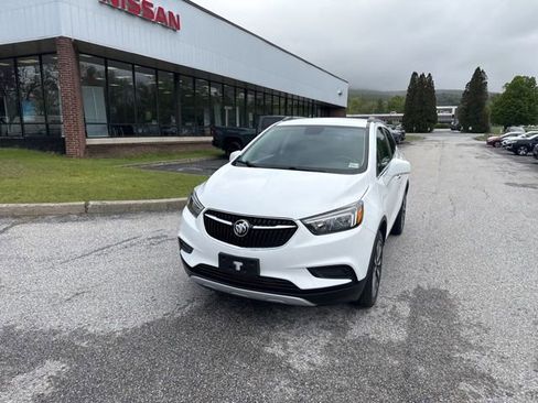 Used 2022 Buick Encore Preferred w/ Safety Package AWD/4WD image 5