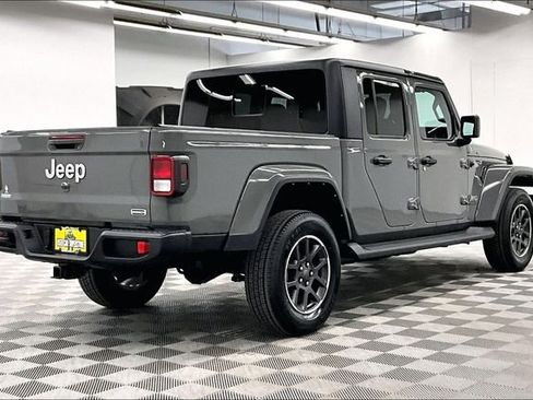 Used 2022 Jeep Gladiator Overland w/ Popular Equipment Package image 14