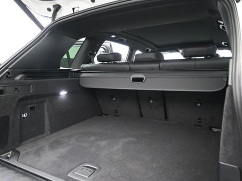 New 2025 BMW X5 xDrive40i w/ Parking Assistance Package image 18