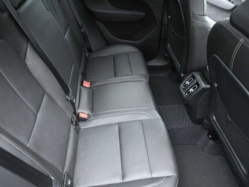 Used 2020 Volvo XC40 T5 Inscription image 23