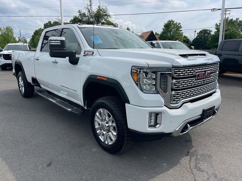 Used 2020 GMC Sierra 3500 Denali w/ Denali Ultimate Package image 7