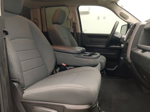 Used 2019 RAM 1500 Tradesman w/ Chrome Plus Package image 21