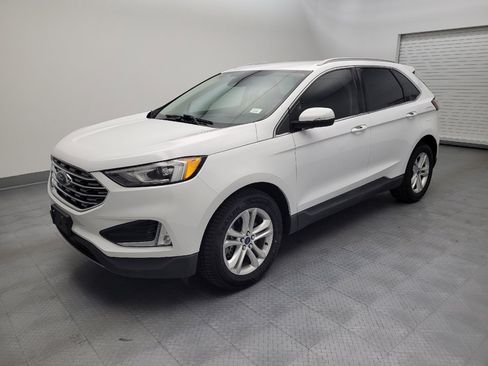 Used 2019 Ford Edge SEL w/ Equipment Group 201A AWD/4WD image 2
