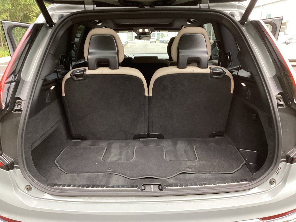 Used 2026 Volvo XC90 B6 Core AWD/4WD image 14