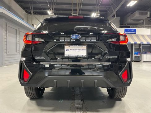 Certified 2024 Subaru Crosstrek 2.5i Limited w/ Crosstrek Mirror Package AWD/4WD image 8