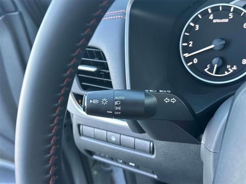 Certified 2025 Nissan Rogue SV image 23