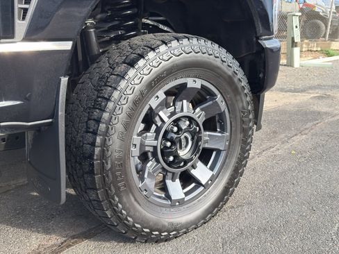 Used 2023 Ford F250 Lariat w/ Sport Appearance Package image 22