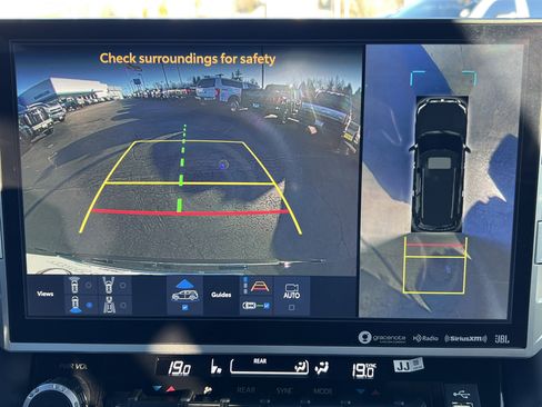 Used 2024 Toyota Sequoia Platinum image 12