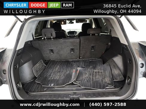 Used 2019 GMC Terrain SLE w/ Driver Convenience Package FWD image 30