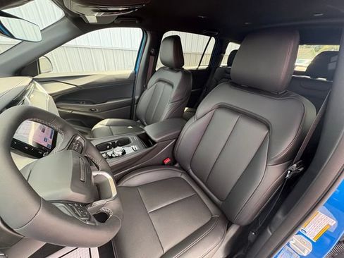 New 2026 Jeep Cherokee Limited AWD/4WD image 22