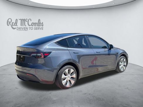 Used 2023 Tesla Model Y Long Range AWD/4WD image 5