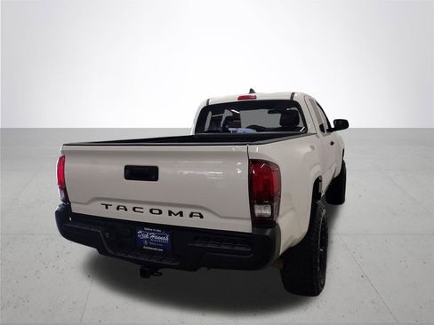 Used 2022 Toyota Tacoma SR RWD image 13
