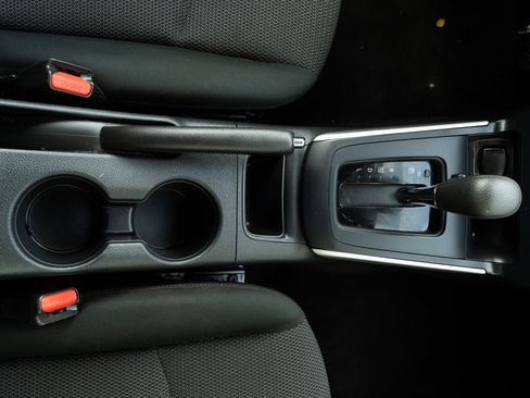 Used 2019 Nissan Sentra S image 26