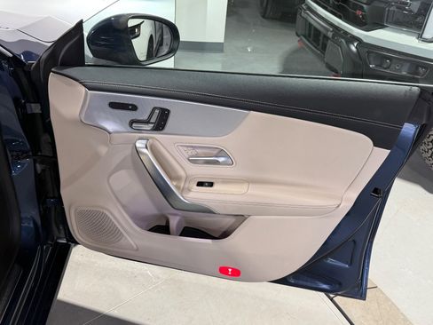 Used 2020 Mercedes-Benz CLA 250 image 34