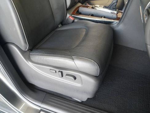 Used 2019 INFINITI QX80 Luxe RWD image 31