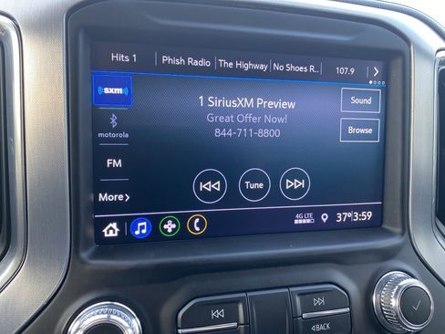 Used 2022 GMC Sierra 1500 SLE image 36