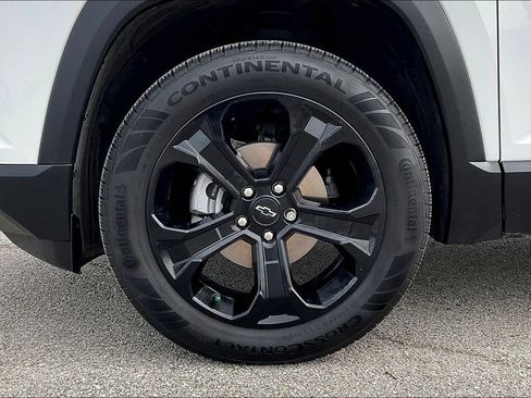 Used 2025 Chevrolet Equinox LT w/ Convenience Package II FWD image 30