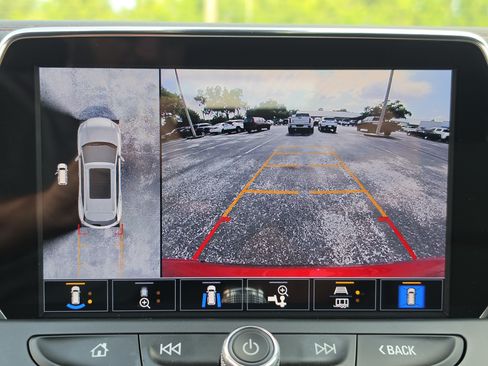 Used 2021 Chevrolet Blazer RS w/ Enhanced Convenience Package FWD image 30