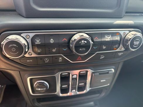 Used 2020 Jeep Wrangler Unlimited Sport S AWD/4WD image 22