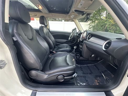 Used 2012 MINI Cooper Hardtop FWD image 9