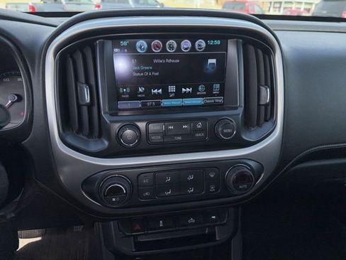 Used 2018 GMC Canyon SLE image 44