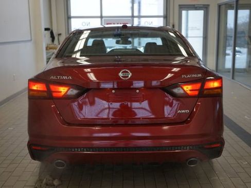 Used 2019 Nissan Altima 2.5 Platinum image 3