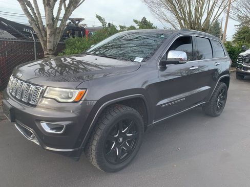 Used 2020 Jeep Grand Cherokee Overland image 1