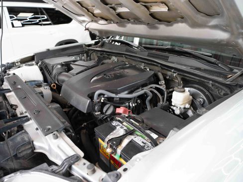 Used 2022 Toyota Tacoma TRD Sport w/ Technology Package AWD/4WD image 32
