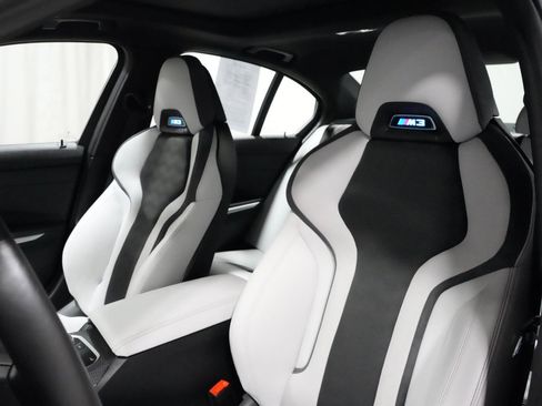 Used 2023 BMW M3 w/ Executive Package RWD image 4