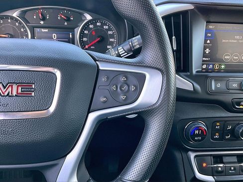 Used 2023 GMC Terrain SLE w/ Driver Convenience Package image 19