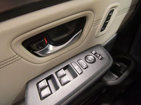 New 2026 Honda Pilot Touring image 19