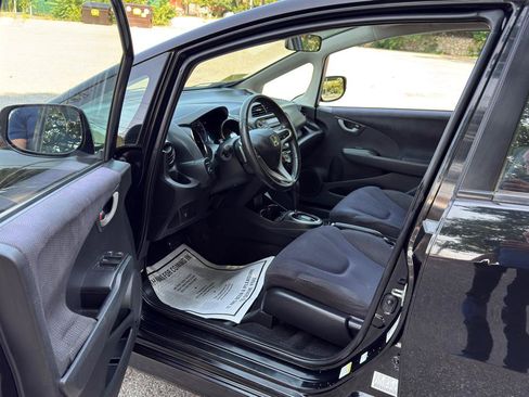 Used 2013 Honda Fit Sport image 13