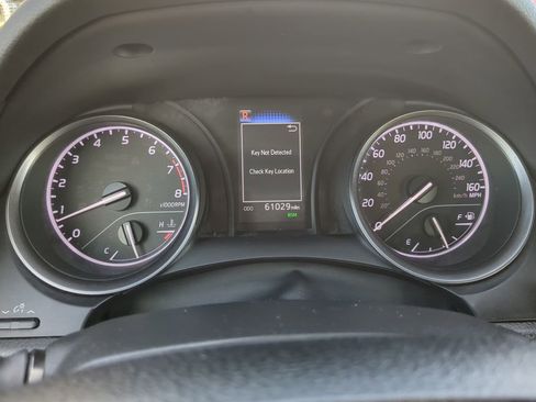 Used 2023 Toyota Camry SE image 31