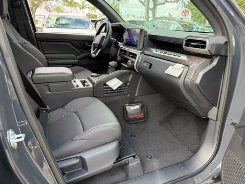 Used 2025 Toyota Tacoma SR5 image 11