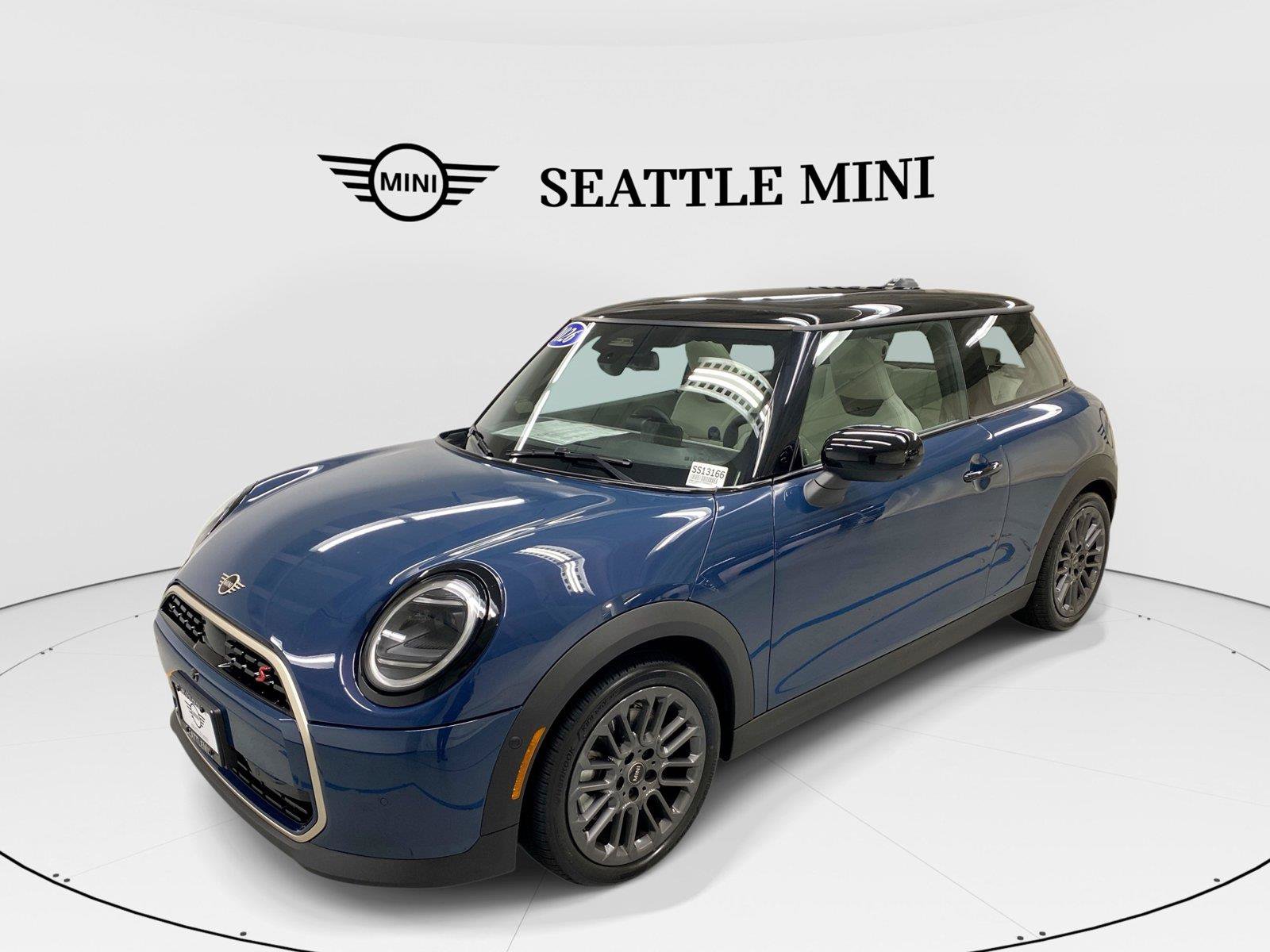 Used 2026 MINI Cooper S FWD image 1