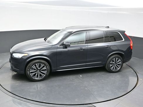 Used 2022 Volvo XC90 T5 Momentum w/ Protection Package Premier image 25