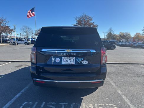 Used 2022 Chevrolet Tahoe LT w/ LT Signature Plus Package image 5