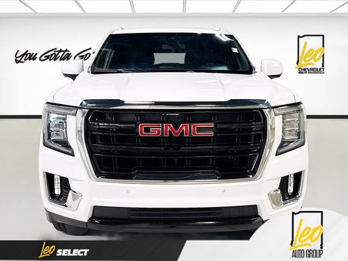 Used 2022 GMC Yukon SLE image 2