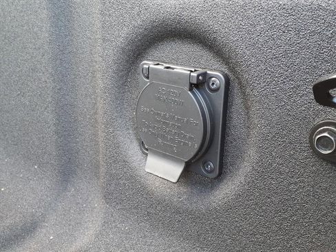 New 2026 Nissan Frontier S w/ S Utility Package image 7