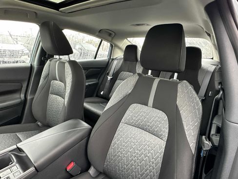 New 2026 Nissan Sentra SV w/ SV Convenience Package FWD image 21