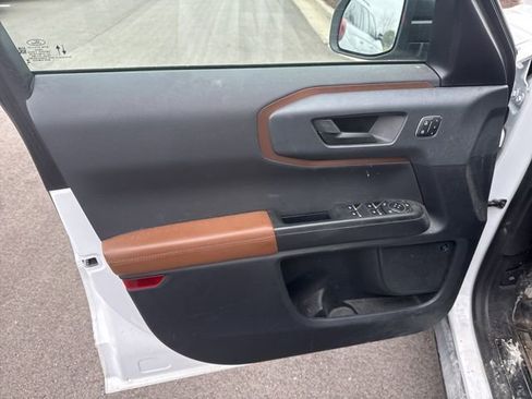 Used 2024 Ford Bronco Sport Outer Banks w/ Tech Package image 8