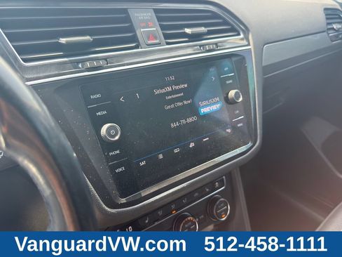 Used 2018 Volkswagen Tiguan SE FWD image 15