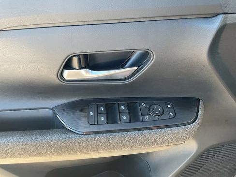 Certified 2026 Nissan Kicks SV FWD image 22