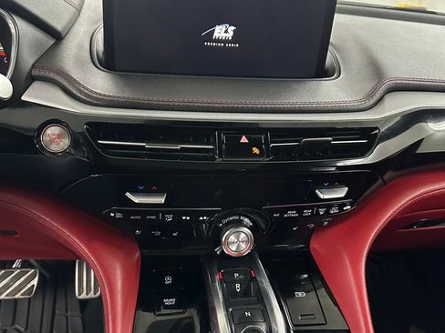 Used 2022 Acura MDX A-Spec AWD/4WD image 18