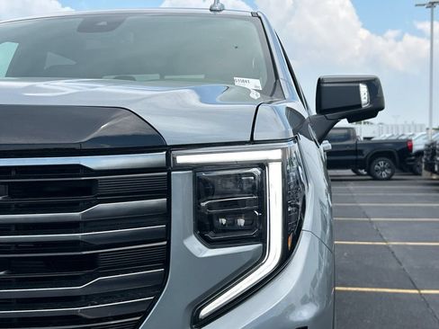 New 2026 GMC Sierra 1500 AT4 w/ AT4 Premium Package AWD/4WD image 10
