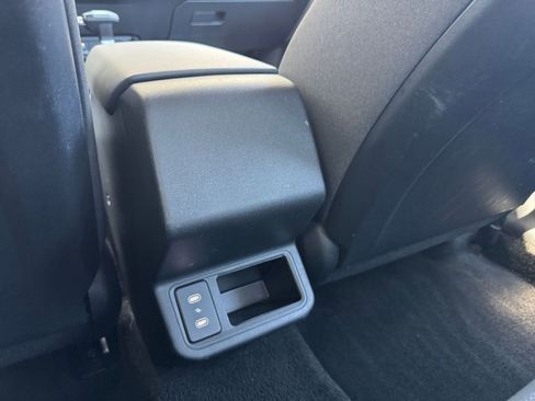 Used 2025 Kia K4 LXS image 22